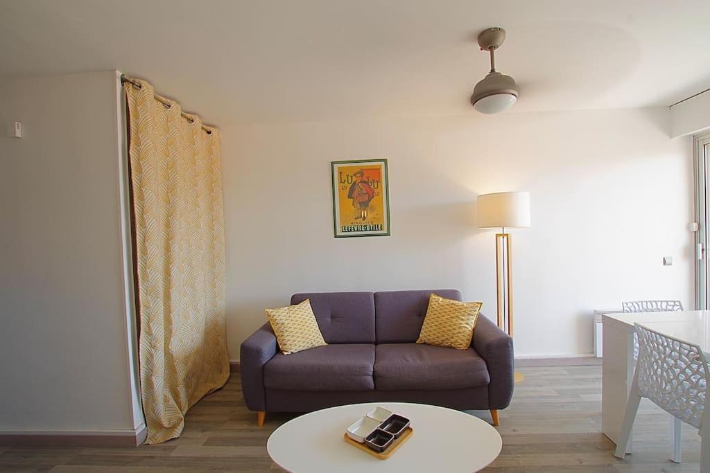 Appartement Calme Et Moderne Avec Vue Mer 74 Canet-en-Roussillon Exterior photo