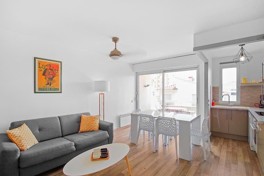 Appartement Calme Et Moderne Avec Vue Mer 74 Canet-en-Roussillon Exterior photo